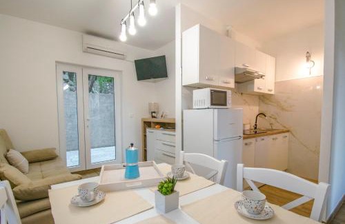 Jadranovo Apartment | Apartments Ivanica and Mirela