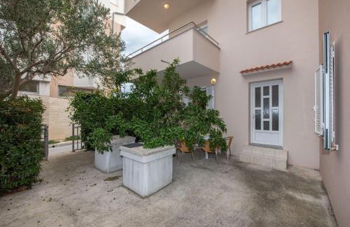 Zrce Apartment | Apartments Karolina