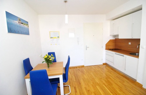 Drace Apartment | Apartments Kula - One-Bedroom Apartment with Terrace and Sea View-A2