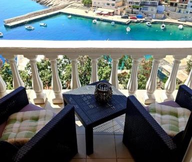 Zavalatica Apartment | Apartments Laus