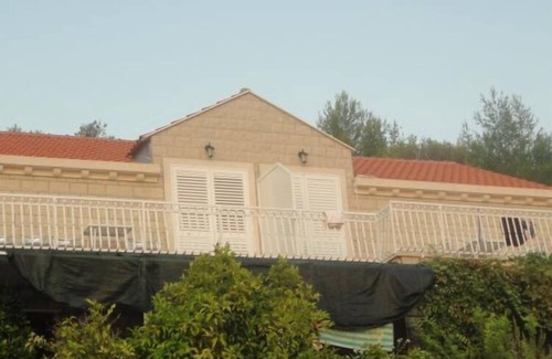 Slano Apartment | Apartments Marija Slano- Two-Bedroom Apartment with Balcony and Sea View - 2 (B)