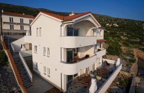 Vratarusa Apartment | Apartments Maris Senj 2