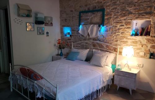 Komiza House | Apartments Miki