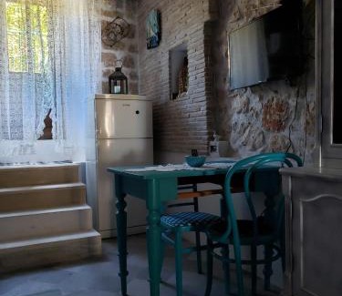 Komiza House | Apartments Miki