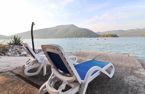 Hodilje Apartment | Apartments More & Ja - One Bedroom Apartment with Terrace and Sea View 1 istok