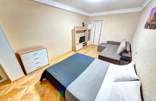 Pechers'kyi District Apartment | Apartments near Ocean Plaza Druzhby Narodov Boulevard 8a