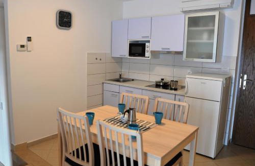 Cres Apartment | Apartments Palma & Pino