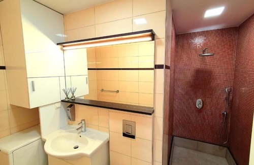 Mihotici Apartment | Apartments Petz (94393-A3) - Matulji
