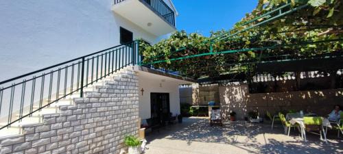 Marina House | Apartments Racetin