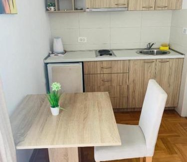 Golubovina House | Apartments & Rooms Vuksanovic Ivana