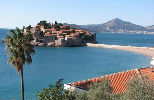 Sveti Stefan Apartment | Apartments Secret Garden