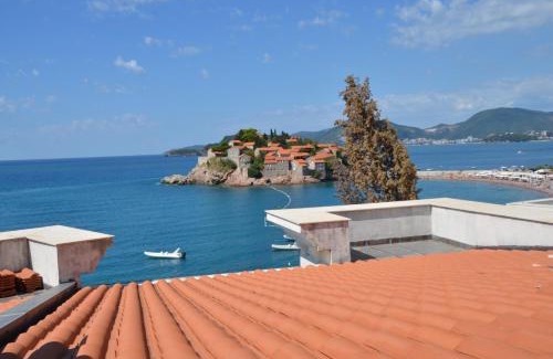 Sveti Stefan Apartment | Apartments Secret Garden