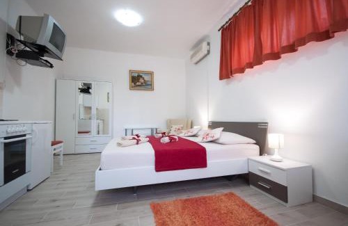 Srebreno Apartment | Apartments Srijemsi