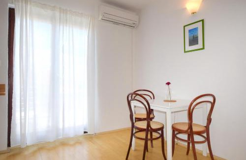 Malinska-Dubasnica Apartment | Apartments Vera