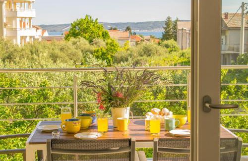 Kastela Apartment | Apartments Villa Ornamenta - 5min to beach - free parking