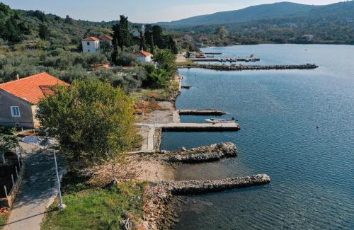 Brbinj Apartment | Apartments with a parking space Brbinj, Dugi otok - 8160
