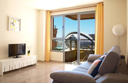 Penya-roja Apartment | ApartUP Yellow Opera View