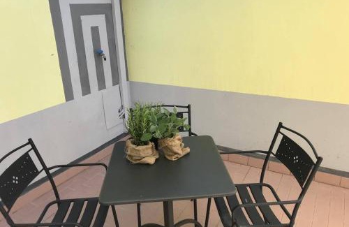 San Leonardo Apartment | Aperitivo in terrazza vicinissimo al centro.