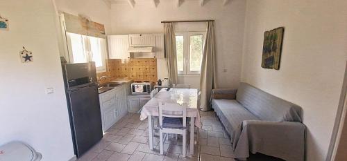 Lakka Apartment | APHRODITE studios & apt with pool