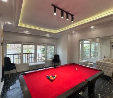 Oula Apartment | APOLO- 3 Bedroom Luxury Nile View Apartment