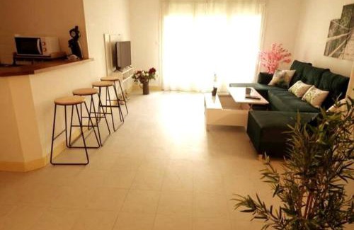 Evreux Apartment | App 2 - T2 Lumineux et Jardin Hyper-Centre 5min de la gare