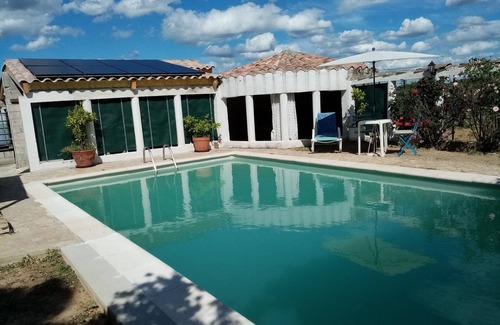 Saint-Ambroix Apartment | Apparently with swimming pool