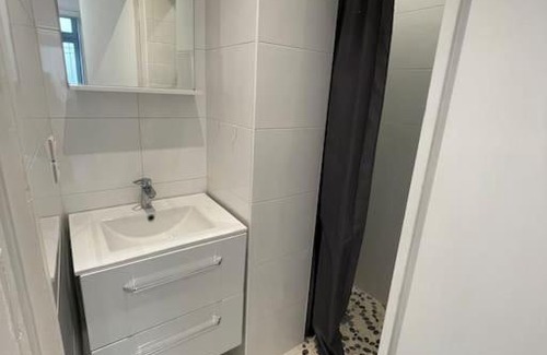 Vanves Apartment | Appart à deux pas de paris expo