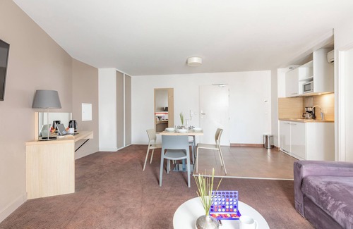 Grand Parc-Paul Doumer Apartment | Appart’City Confort Bordeaux Chartrons
