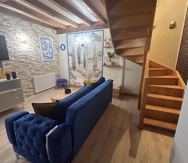 Macon Apartment | Appart hôtel le 8 La Suite - parking gratuit -