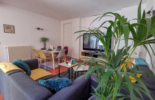 Grasse Apartment | Appart Hotel Centifolia - Place aux aires