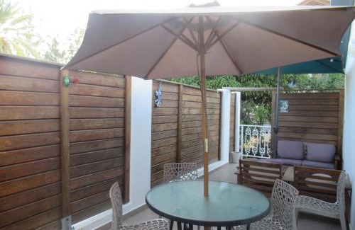 La Saline Les Bains Apartment | Appart Maïthé 3 Terrasse et proximité lagon