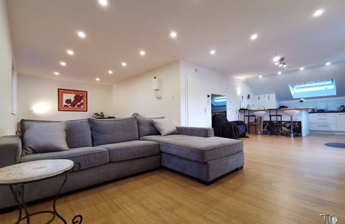 Neudorf - Port du Rhin Condo | ♥Appart + terrace: 77m2+ 24m2 = 1500 € l/weekspecial pricefoe long stays