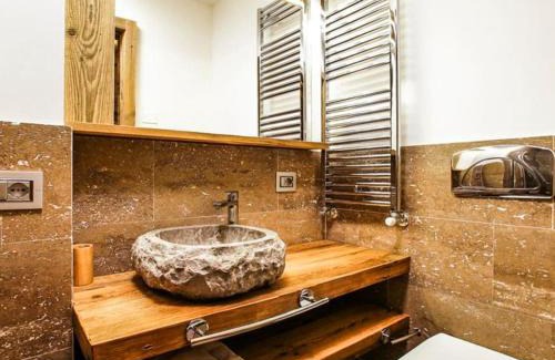 Cortina d'Ampezzo Apartment | Appartamento Chalet Acquabona - Dolomiti Skyline
