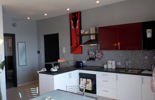 Sant'Ambrogio Apartment | Appartamento con Splendida Vista sul Mare