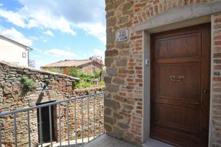 Panicale Apartment | appartamento di classe nel castello di Panicale
