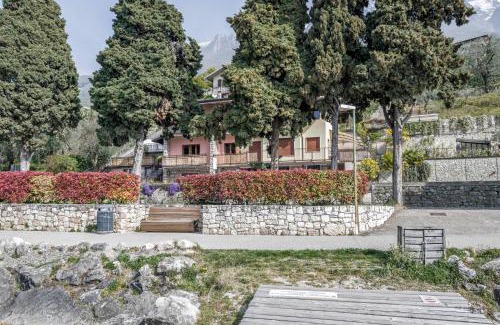 Cassone Apartment | Appartamento Fiocco