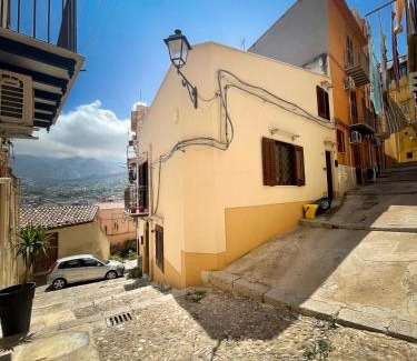 Termini Imerese Apartment | Appartamento in Centro Storico a Termini Imerese - Eden Holiday Home