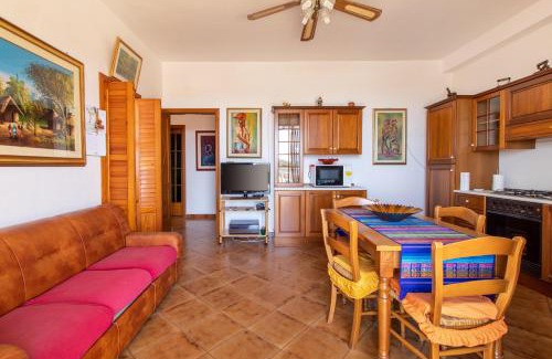 Genovese Apartment | Appartamento in Villa Asta