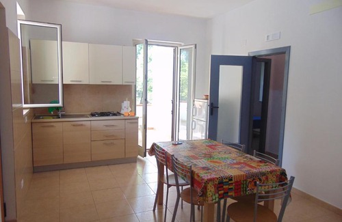 Chiesiola Apartment | Appartamento in villa con giardino Pizzomunno