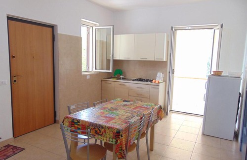 Chiesiola Apartment | Appartamento in villa con giardino Pizzomunno