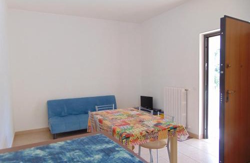 Chiesiola Apartment | Appartamento in villa con giardino Pizzomunno