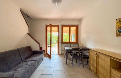Principina a Mare Apartment | Appartamento Manta civico 10