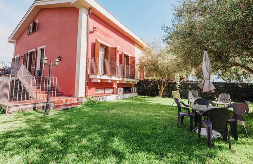 Santa Tecla House | Appartamento Tulipano - S.tecla