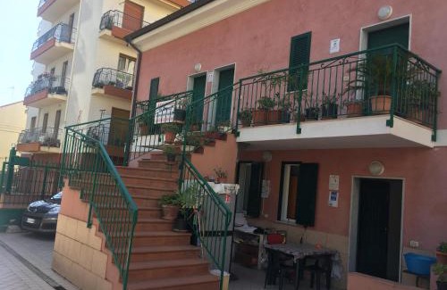 Ventimiglia House | Appartamento Villa Mare Blu 1 piano con Terrazzo