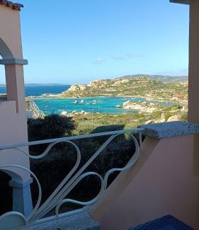 La Maddalena House | Appartamento vista mare Punta Tegge