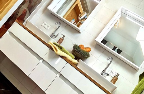 Falkenburg Apartment | Appartement "ennstalflair" ab 3 Nächte - Urlaub im Stall
