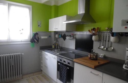 Amelie-les-Bains-Palalda Apartment | Appartement F2 avec balcon et parking à Amélie-les-Bains, idéal pour 4 personnes - FR-1-703-78