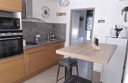 Saint-Savin Apartment | Appartement à la campagne