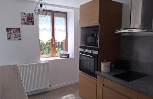 Saint-Savin Apartment | Appartement à la campagne