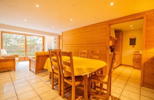 La Clusaz Apartment | Appartement 3 chambres avec terrasse, centre village, piste et commerces à pied, garage et WIFI - FR-1-437-104